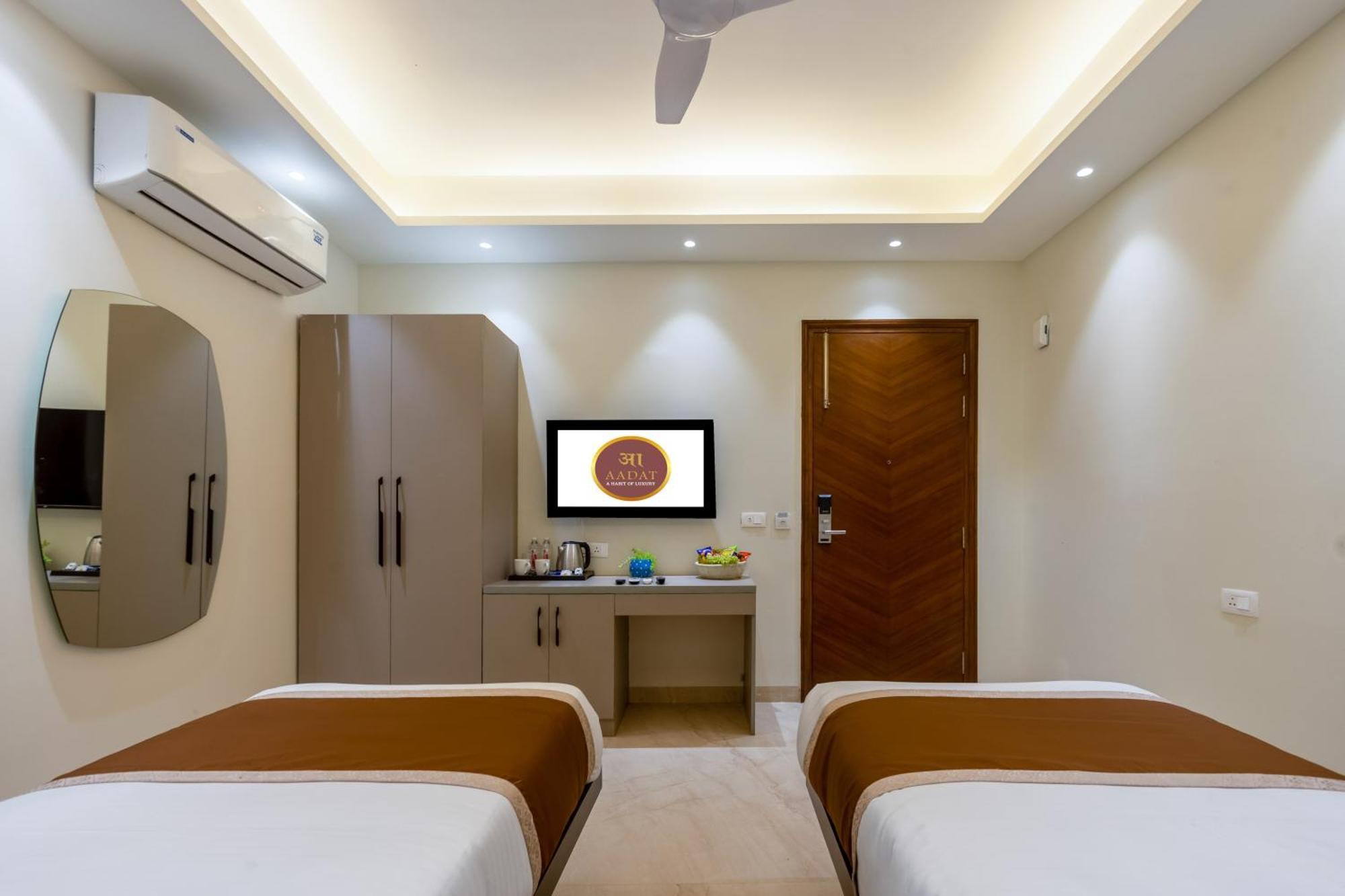 Hotel Ginger Palace Delhi Airport Új-Delhi Kültér fotó