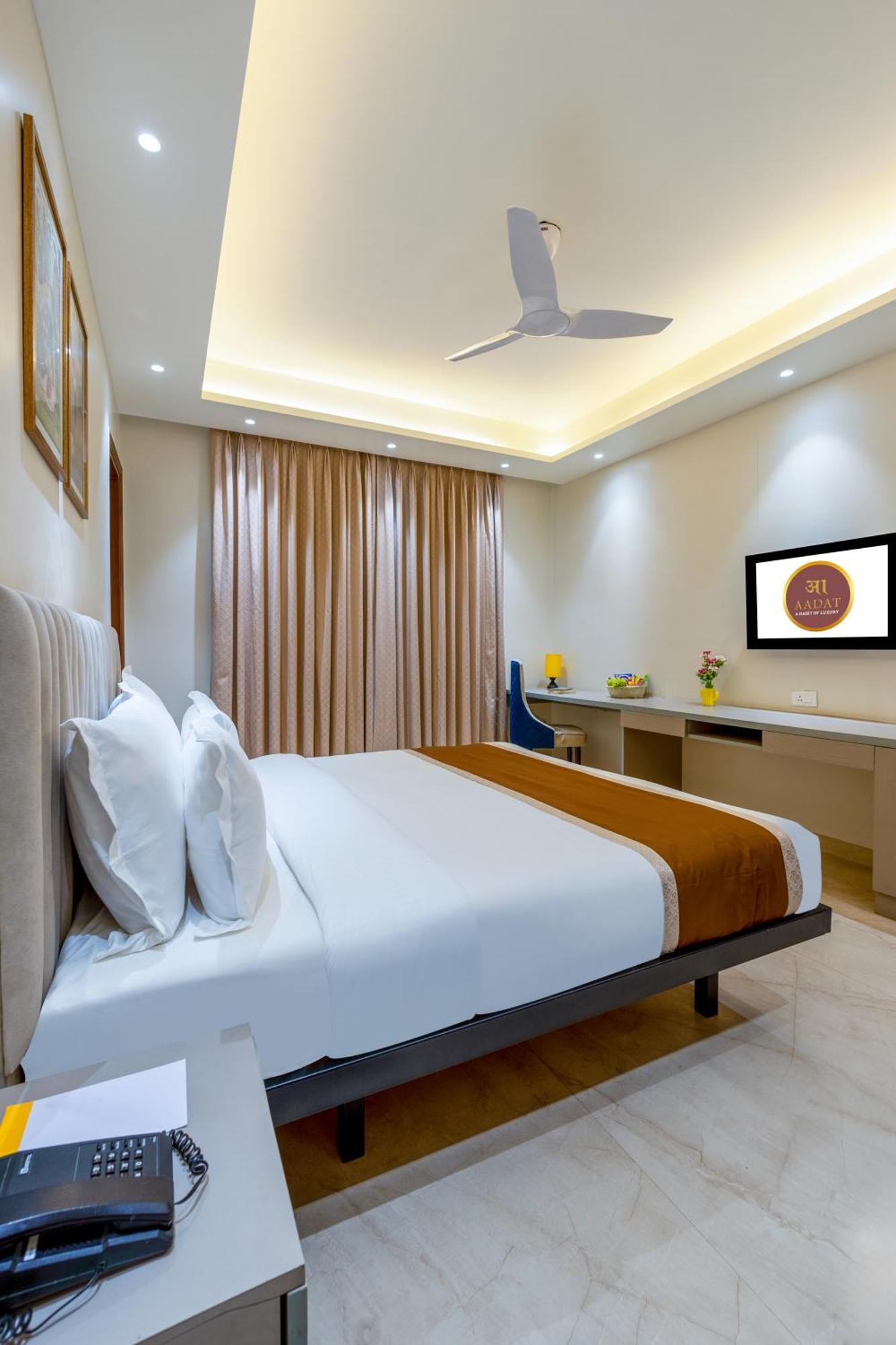 Hotel Ginger Palace Delhi Airport Új-Delhi Kültér fotó
